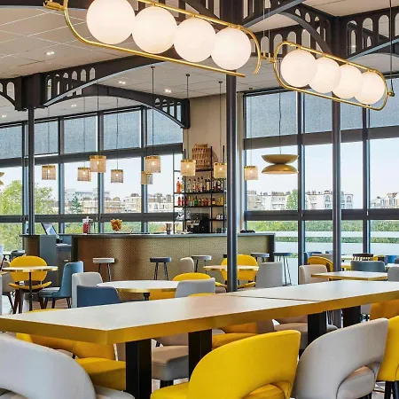 Ibis Paris Porte De Montreuil Hotel 3*