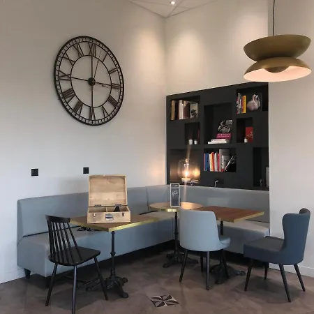 Ibis Paris Porte De Montreuil 3*