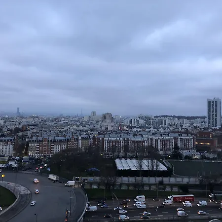 Ibis Paris Porte De 3*