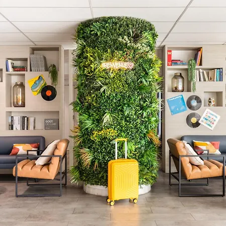 Ibis Paris Porte De Hotel 3*