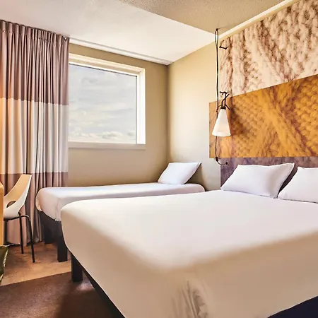 Ibis Paris Porte De 3* Montreuil (Seine-Saint-Denis)