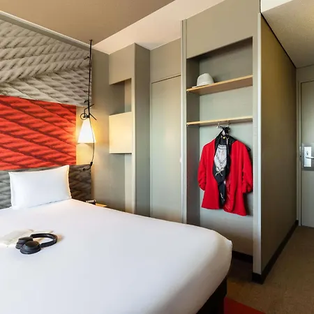 Ibis Paris Porte De Ξενοδοχείο Μοντρέιγ