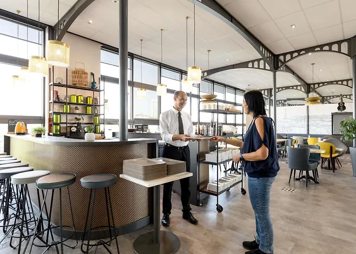 イビス パリ ポルト ドゥ ホテル モントルイユ