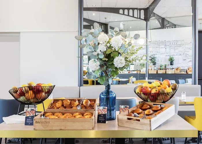 ホテル イビス パリ ポルト ドゥ モントルイユ