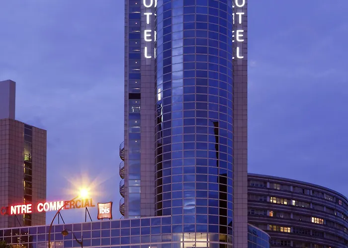 ホテル イビス パリ ポルト ドゥ モントルイユ