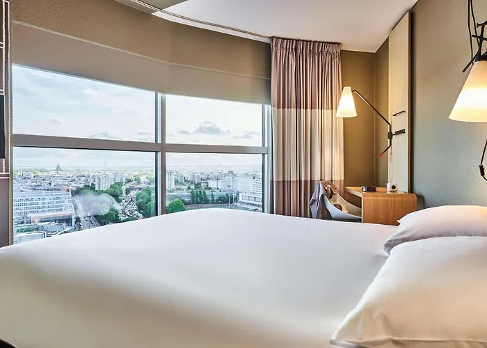 イビス パリ ポルト ドゥ ホテル モントルイユ