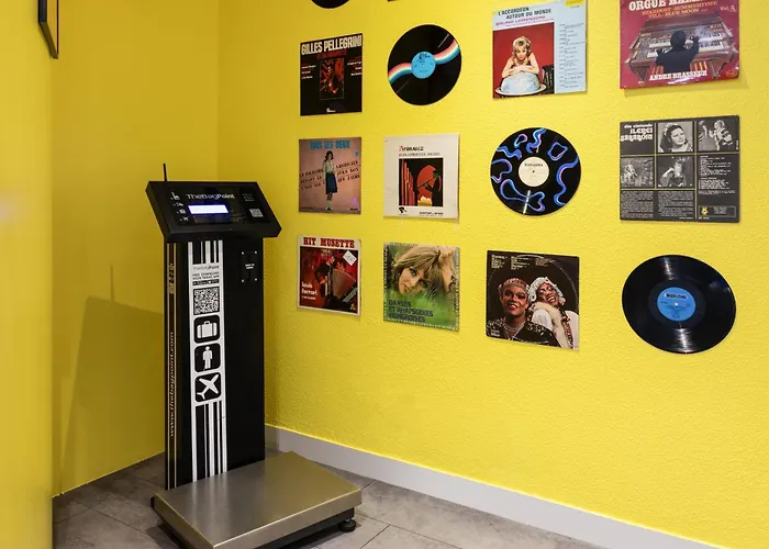 イビス パリ ポルト ドゥ ホテル モントルイユ