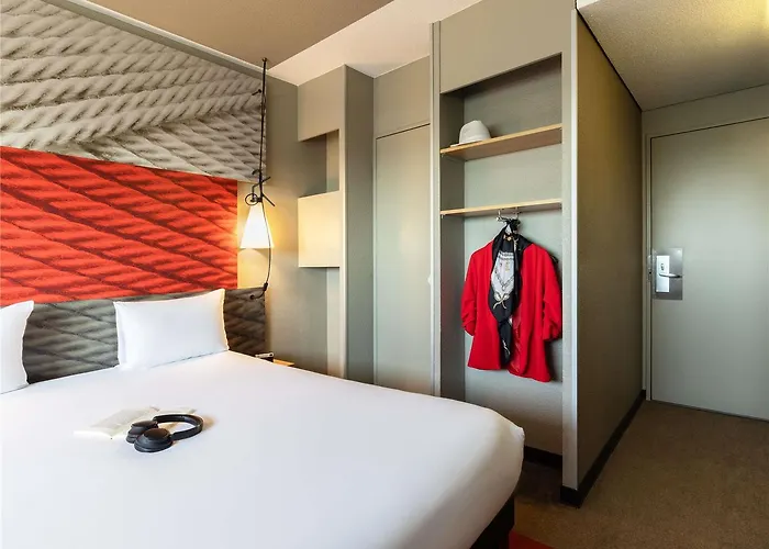 Ibis Paris Porte De Hotel Montreuil (Seine-Saint-Denis)